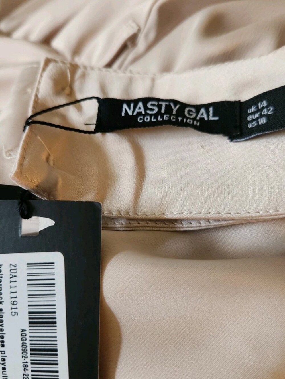 Nasty Gal Collection Champagne Halter Romper Playsuit Size 10 Backless Satin - Picture 9 of 9